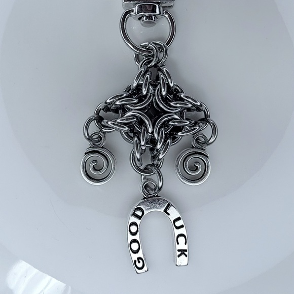 Silver “Good Luck” Keychain - Picture 2 of 2